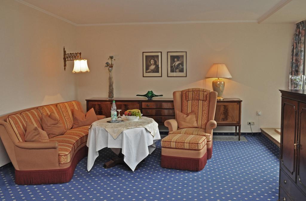 Hotel Garni Kristinenhof Бад-Цвишенан Номер фото